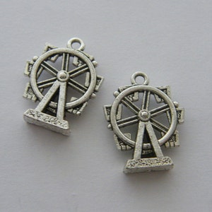 4 Ferris wheel pendants antique silver tone P457 image 4