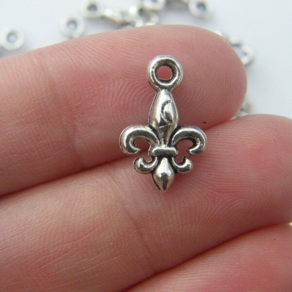 14 Fleur de lis charms antique silver tone WT3