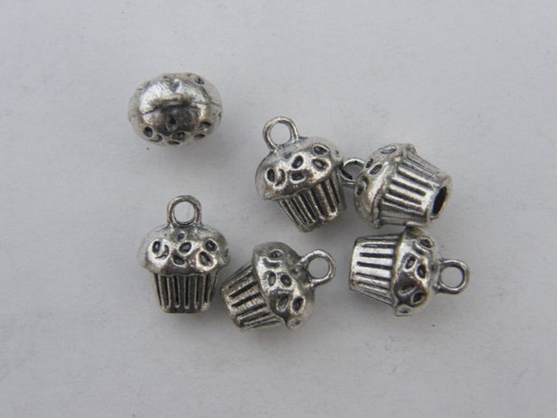 8 Cupcake charms antique silver tone FD130 image 2