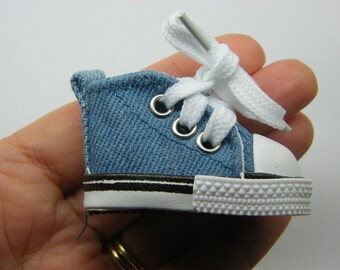 2 Adorno de zapato miniatura material azul denim CA