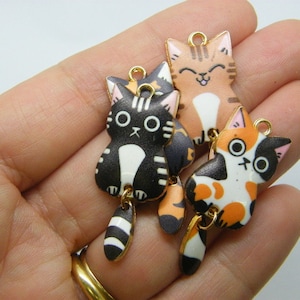 4 Cats charms gold and random mixed tone A85