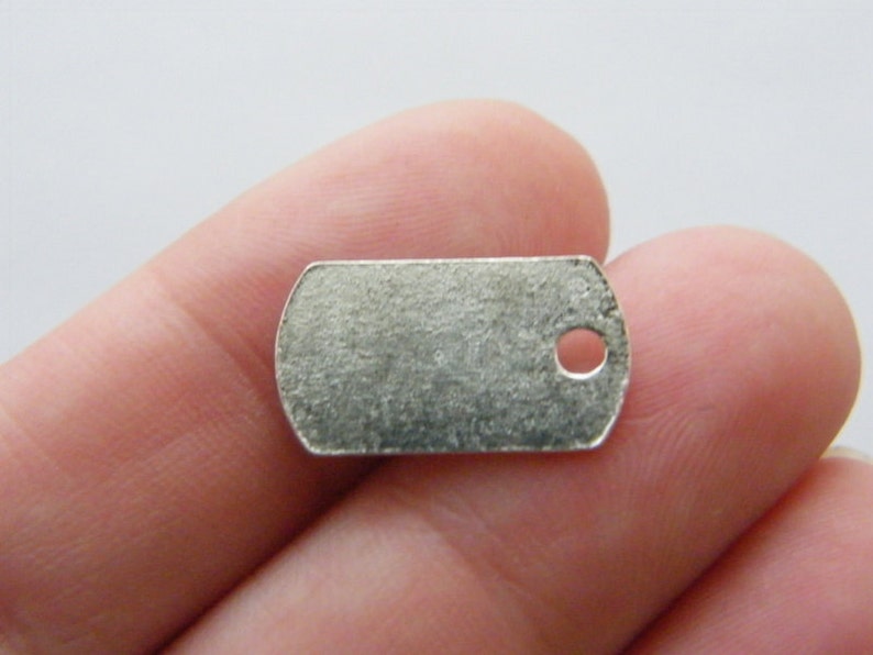 BULK 50 Drink me tag charms antique silver tone M95