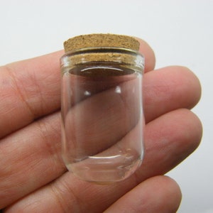 4 Glass bottle dome closhe cover corks GB043 S