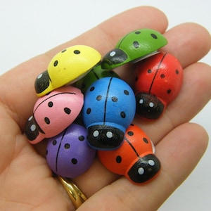 巨大な木製てんとう虫20体、24 x 17 mm、ランダムミックスグルードット