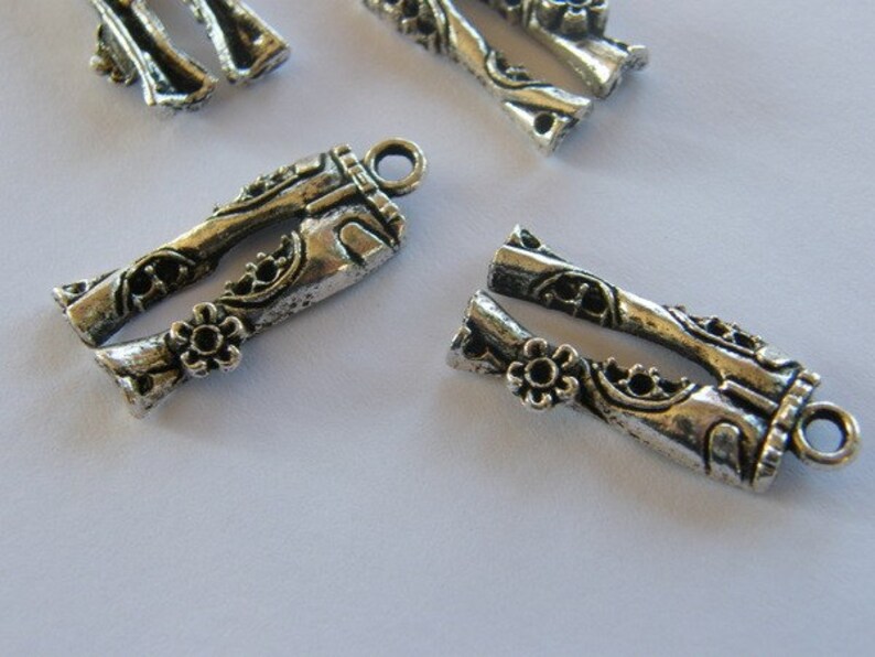 BULK 20 Hippie jeans charms antique silver tone CA165