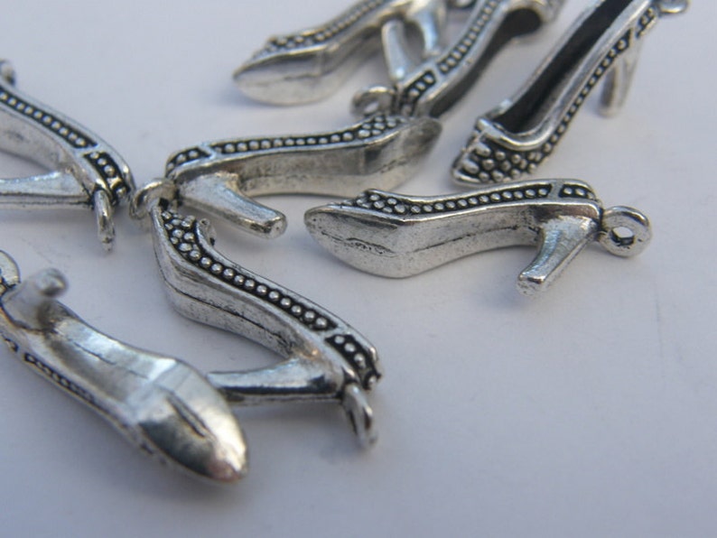 BULK 50 High heel shoe charms antique silver tone CA209 Etsy