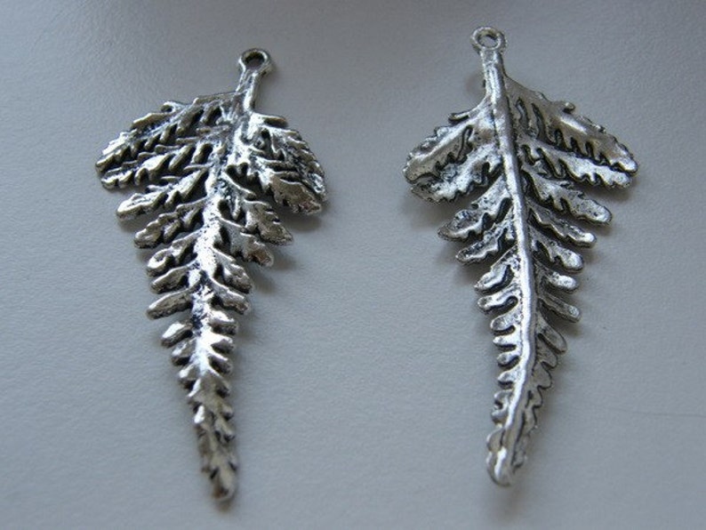 BULK 10 Leaf fern pendants antique silver tone L1 image 3