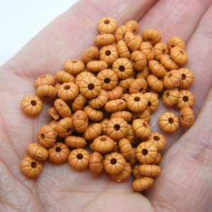 200 Pompoenkralen oranje 6 x 3 mm AB66