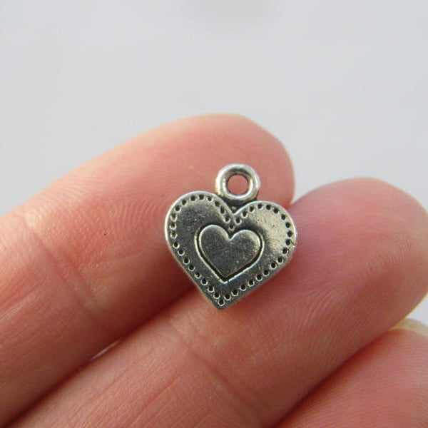 12 charms coeurs ton argent vieilli H189