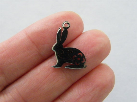 4つのウサギのチャーム シルバートーン ステンレススチール A891