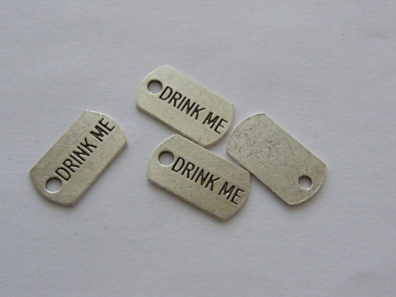 BULK 50 Drink me tag charms antique silver tone M95