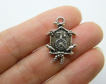 ヴィンテージ925スターリングシルバーチャームペンダント。鳥かごの中