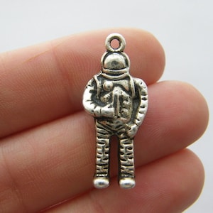 SC328 8 Field Hockey Charms Antique Silver Tone