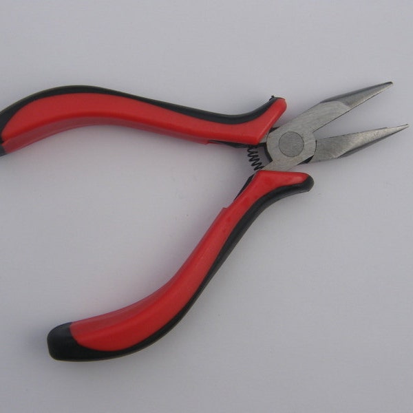 1 Chain nose pliers 13.5cm