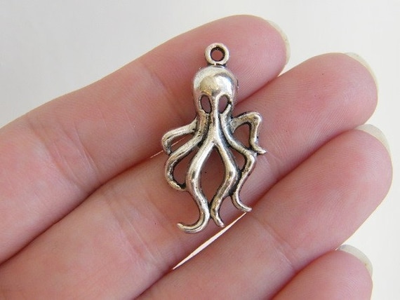 8 Octopus Pendants Antique Silver Tone FF106 - Etsy