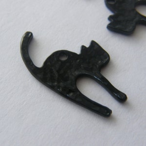 BULK 30 Halloween cat charms black HC115 image 4