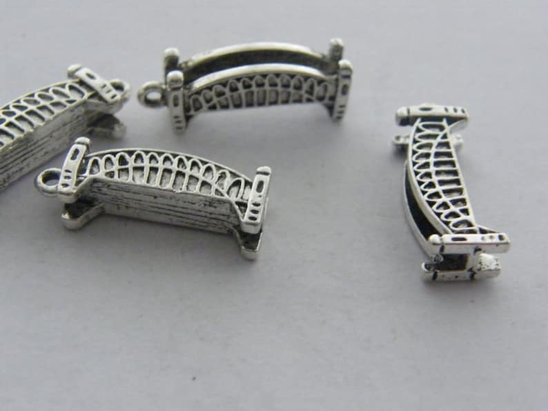 BULK 20 Bridge charms antique silver tone WT114