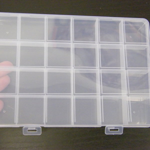 1 Storage box 24 compartments 186 x 130mm