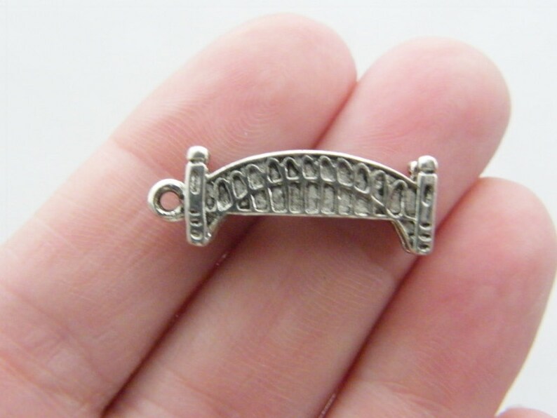BULK 20 Bridge charms antique silver tone WT114