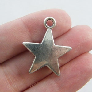 BULK 20 Star charms antique silver tone S36