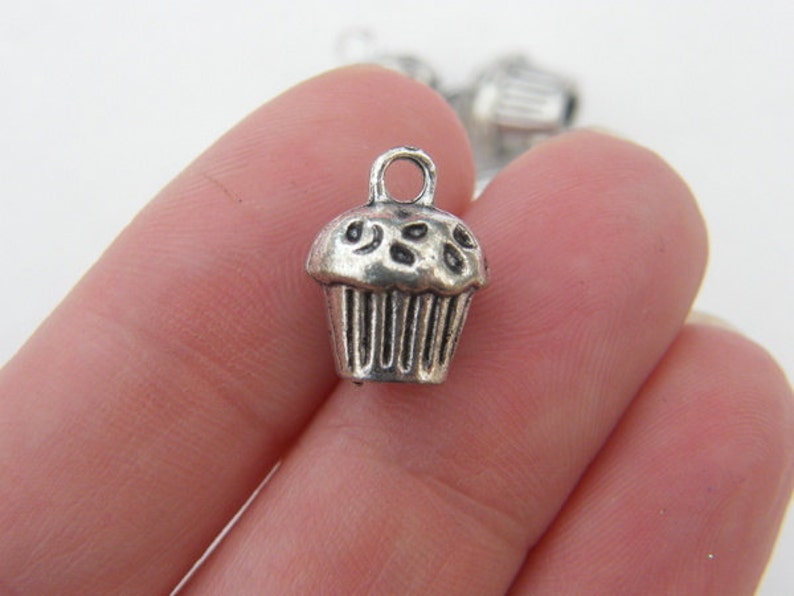 8 Cupcake charms antique silver tone FD130 image 1