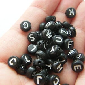 BULK 260 cuentas de letras del alfabeto completas negras redondas de acrílico AB2 - juego completo de letras del alfabeto