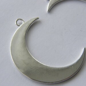 4 Moon pendants antique silver tone M29 image 4