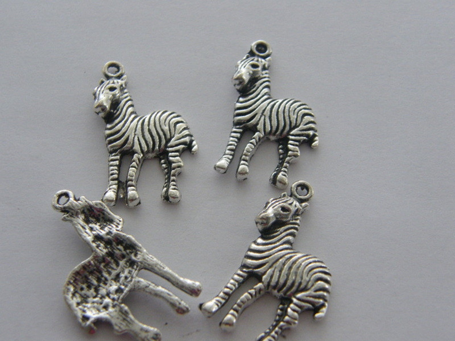 8 Zebra Pendants Antique Silver Tone A37 Etsy
