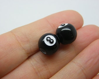 50 Black white number 8 beads black white acrylic BB789