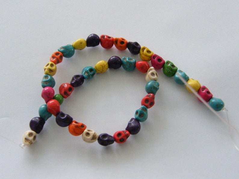 38 Mixed colours skull beads 10 x 8mm SK6 image 5