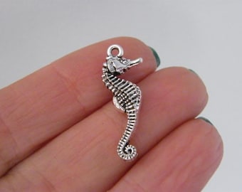 10 zeepaardjes bedels antiek zilverkleur FF62