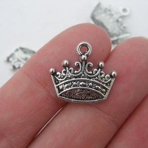 10 Crown charms antique silver tone CA11