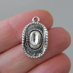 8 Cowboy Hut Charme antik silberfarben CA34