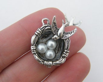 4 pendentifs nid d'oiseau ton argent vieilli B60