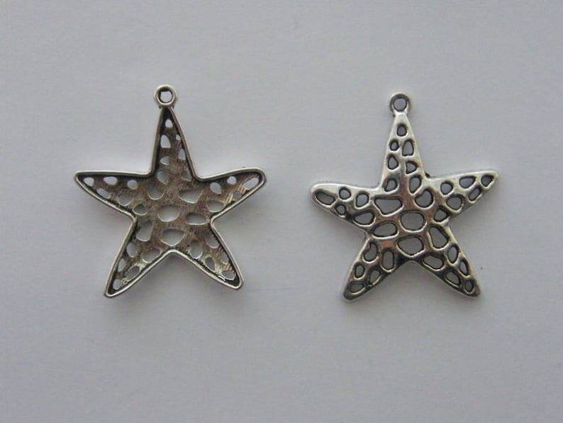 BULK 20 Star charms antique silver tone S46