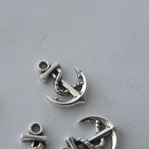 10 Anchor charms antique silver tone FF659 image 5