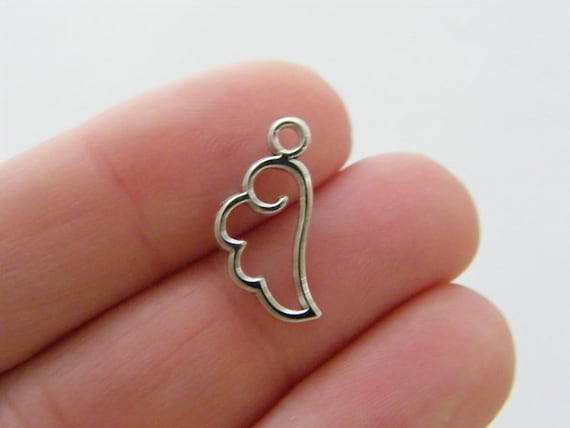 24個の天使の羽チャーム、アンティークシルバートーン、AW106 - Etsy 日本