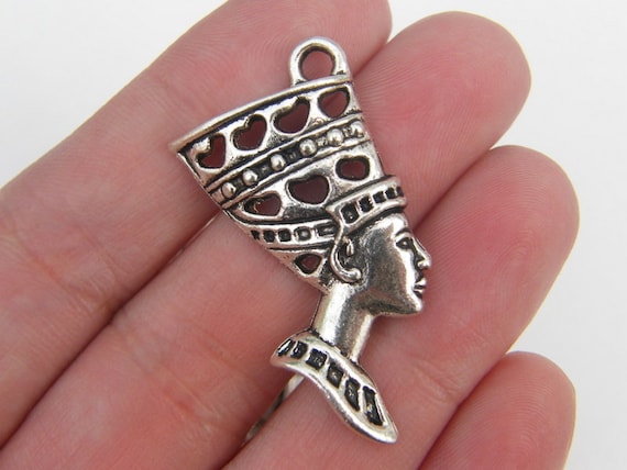 BULK 20 Nefertiti pendants antique silver tone WT73