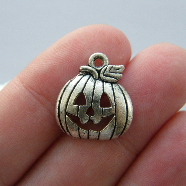 8 Halloween pumpkin charms antique silver tone HC176