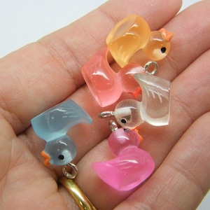 4 Rubber duck charms random mixed glow in the dark resin B59