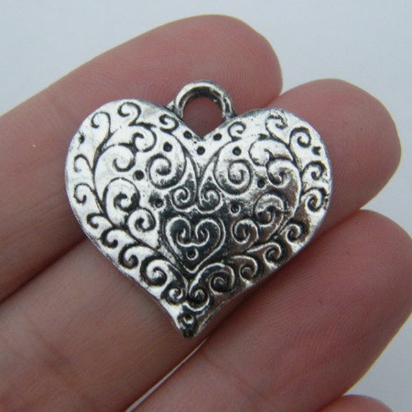 BULK 20 Heart pendants 26 x 26mm antique silver tone H51