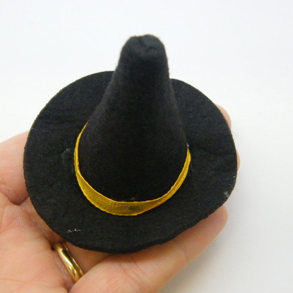 1 Witch hat black felt light orange ribbon HC