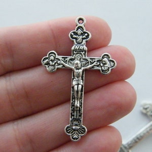 4 ciondoli a croce color argento antico C50