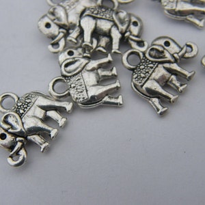 10 Elephant charms antique silver tone A536 image 4