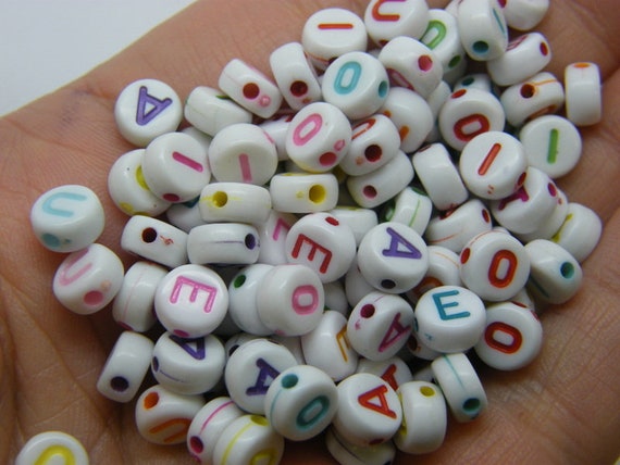 100 Vowel A E I O U Letter Alphabet Beads RANDOM Mixed AB682 SALE 50% OFF 