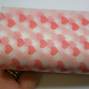 50 Sheets red pink hearts greaseproof baking paper