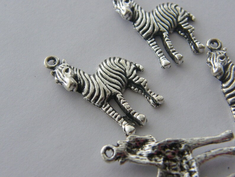 8 Zebra Pendants Antique Silver Tone A37 Etsy