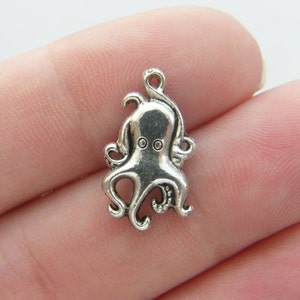 14 Octopus charms antique silver tone FF110