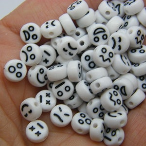 100 Face beads white black acrylic AB535  - SALE 50% OFF