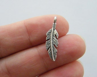 10 Feather charms antique silver tone B213